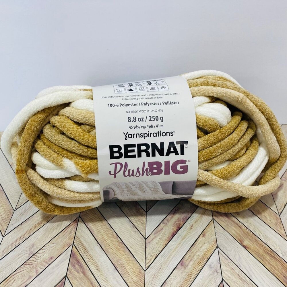 Bernat Plush Big Yarn Fawn Variegated Jumbo Chenille 8.8oz 45yd Blanket Yarn